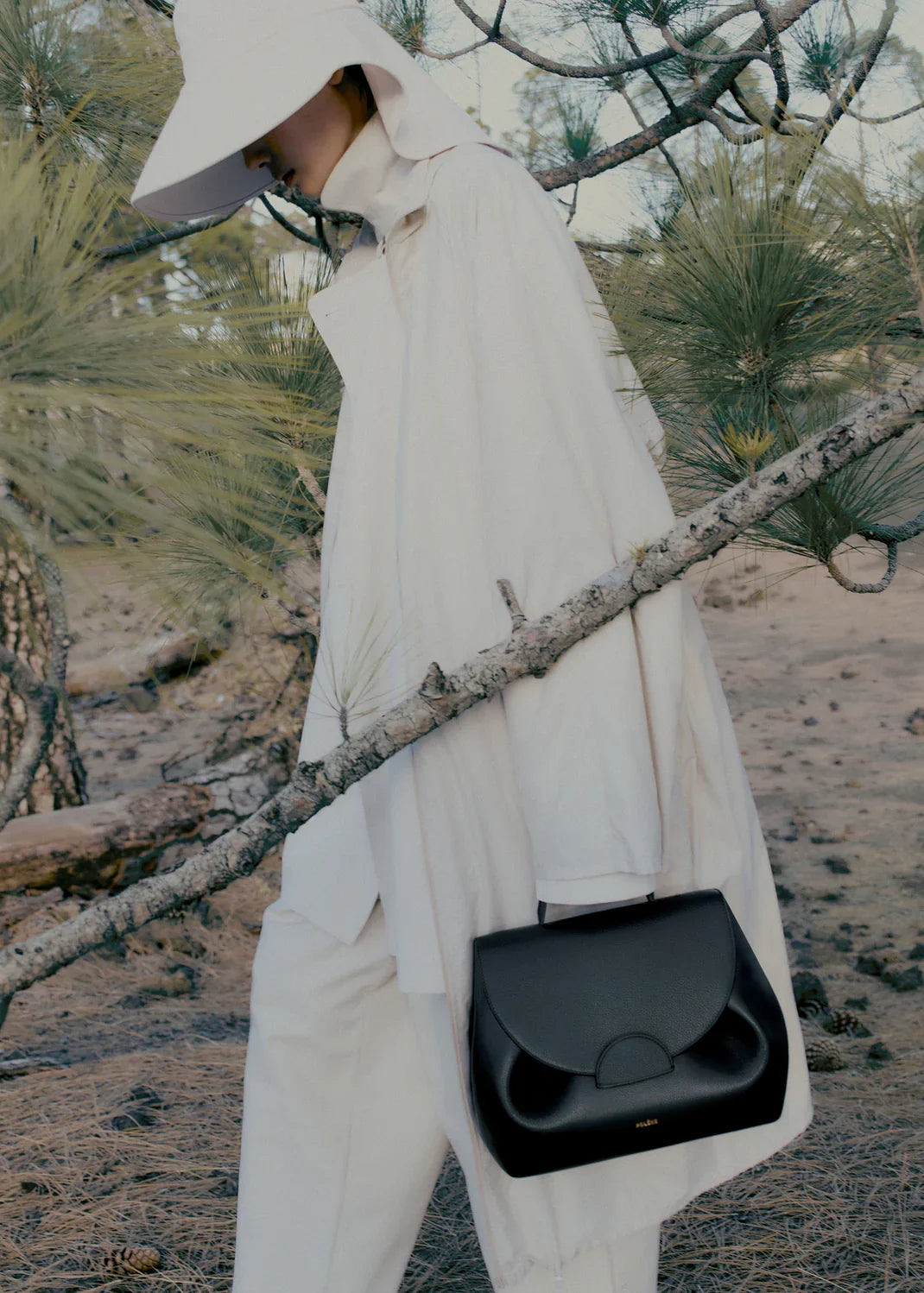 Numéro Un Edition Textured Black