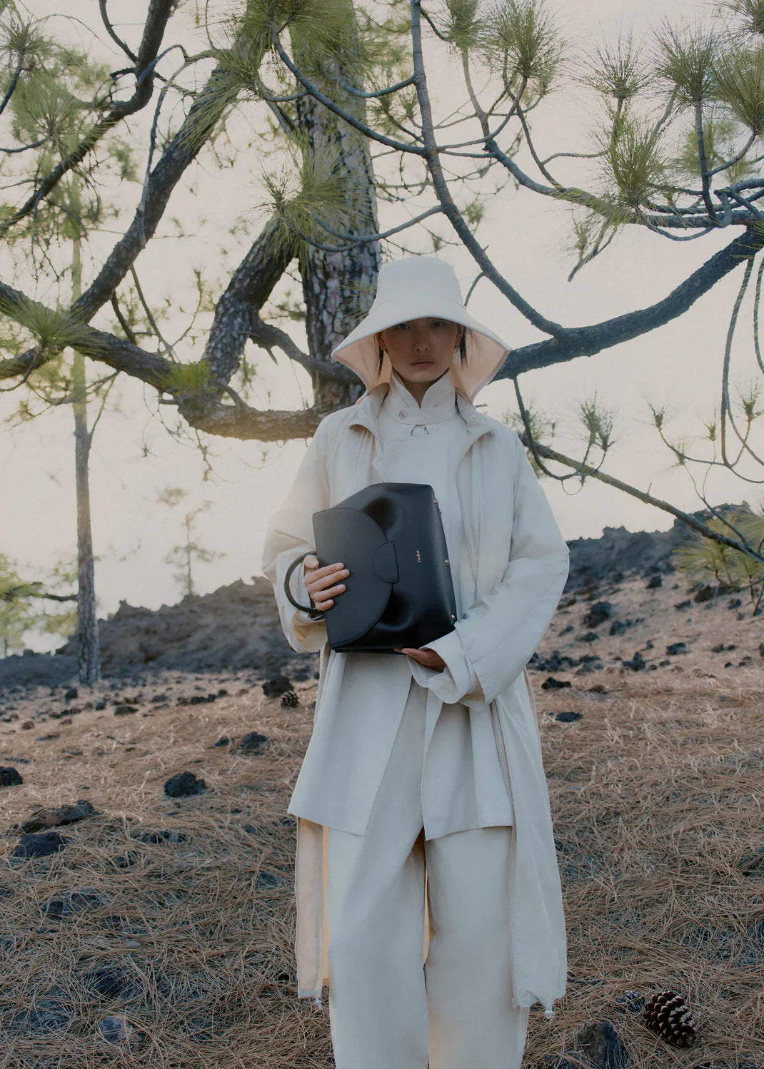 Numéro Un Edition Textured Black