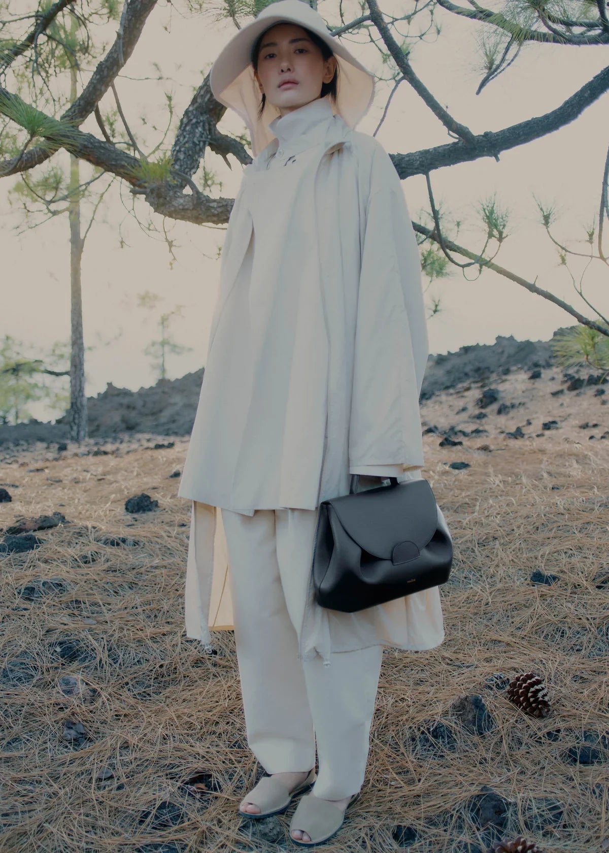 Numéro Un Edition Textured Black