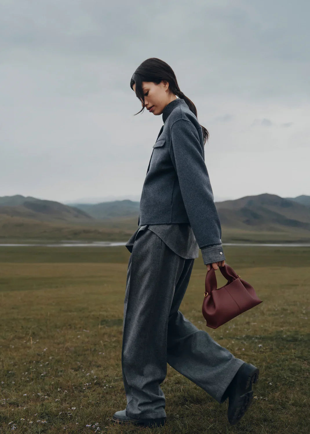 Numéro Neuf Mini Edition Textured Black Cherry