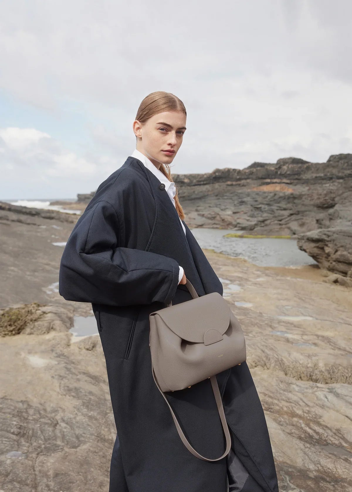 Numéro Un Edition Textured Grey