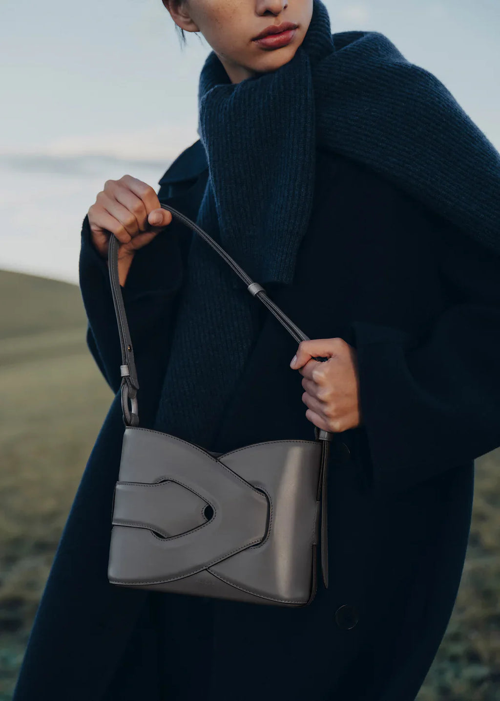 Nodde Edition Smooth Stone