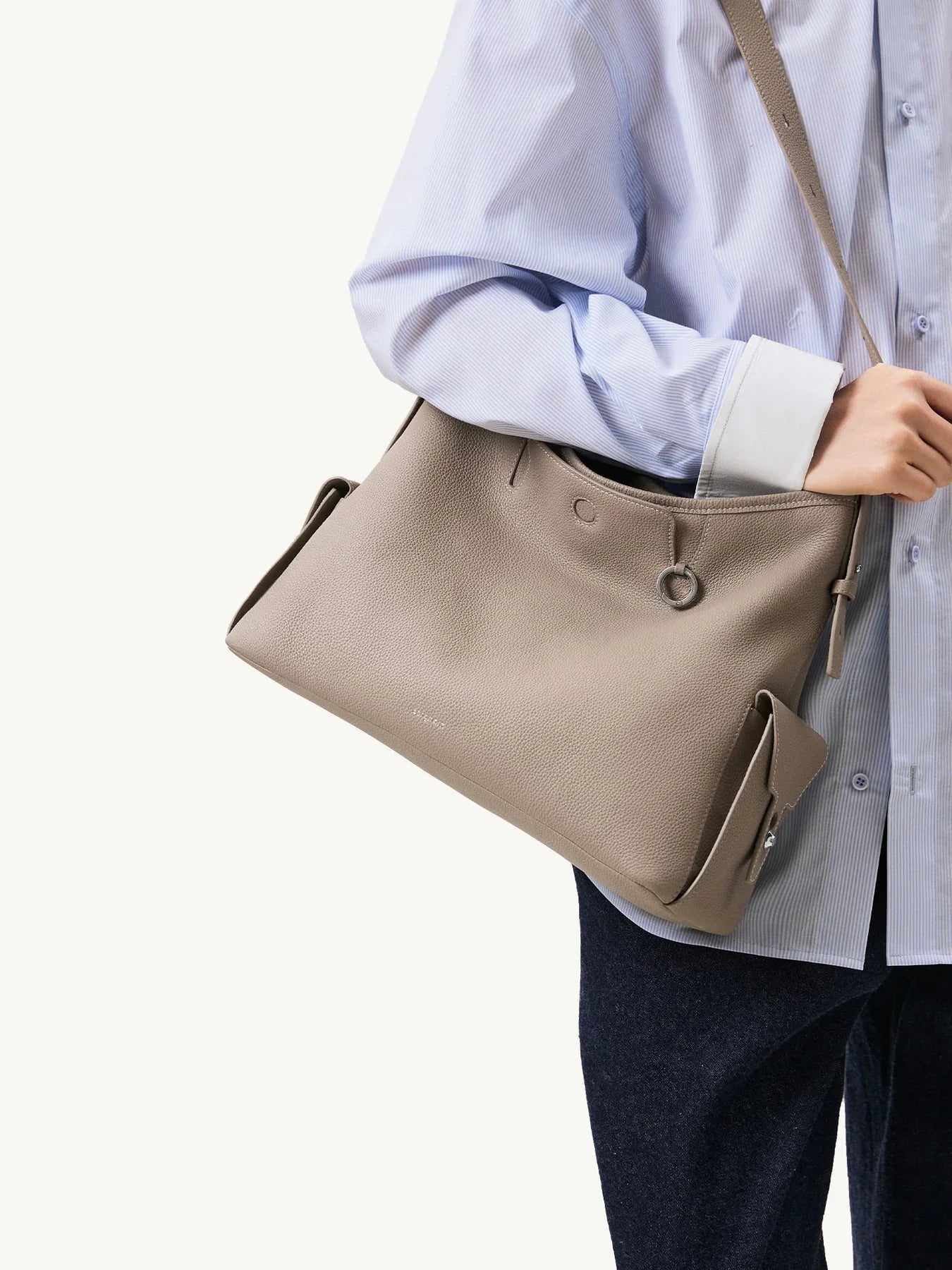 Medium Yore Hobo Bag - Cobble Grain